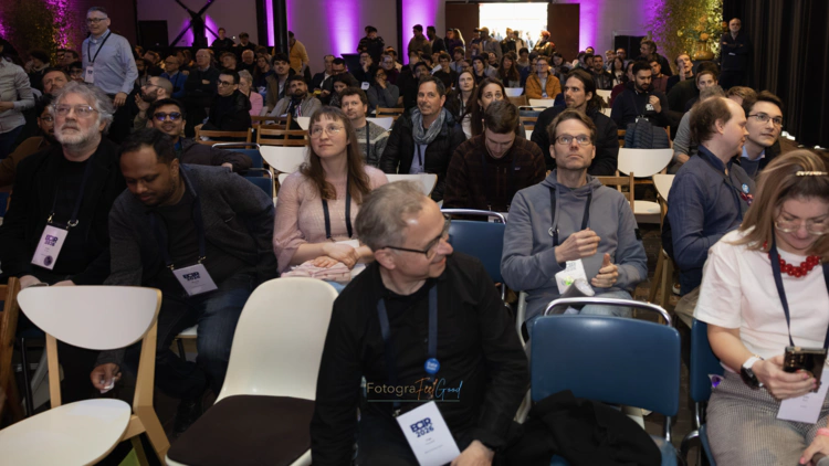 Image credit: [**Fotografeelgood – Bart van Leeuwen**](https://www.fotografeelgood.nl/), 2026.